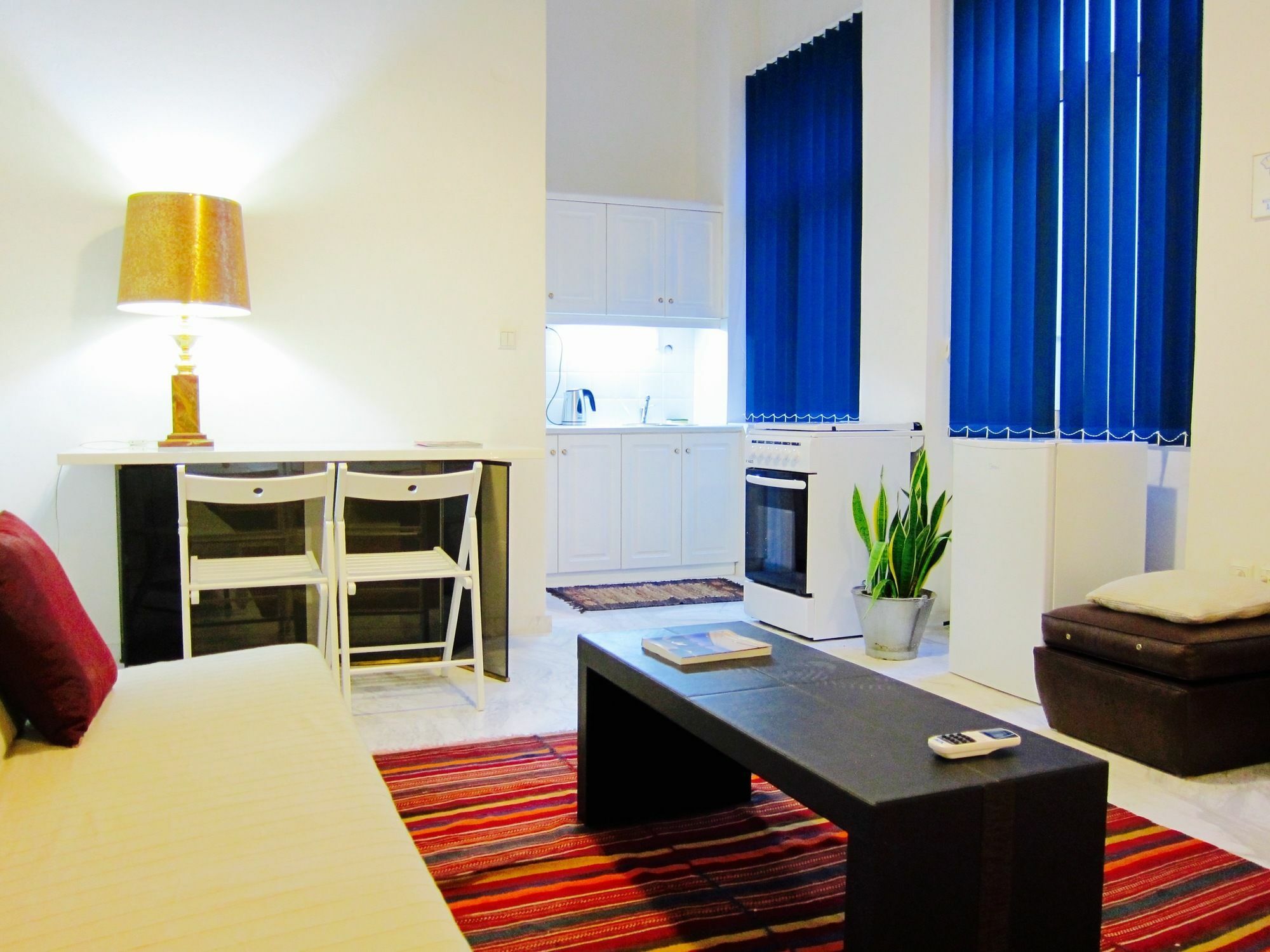 Concierge Downtown Aparthotel Αθήνα Εξωτερικό φωτογραφία